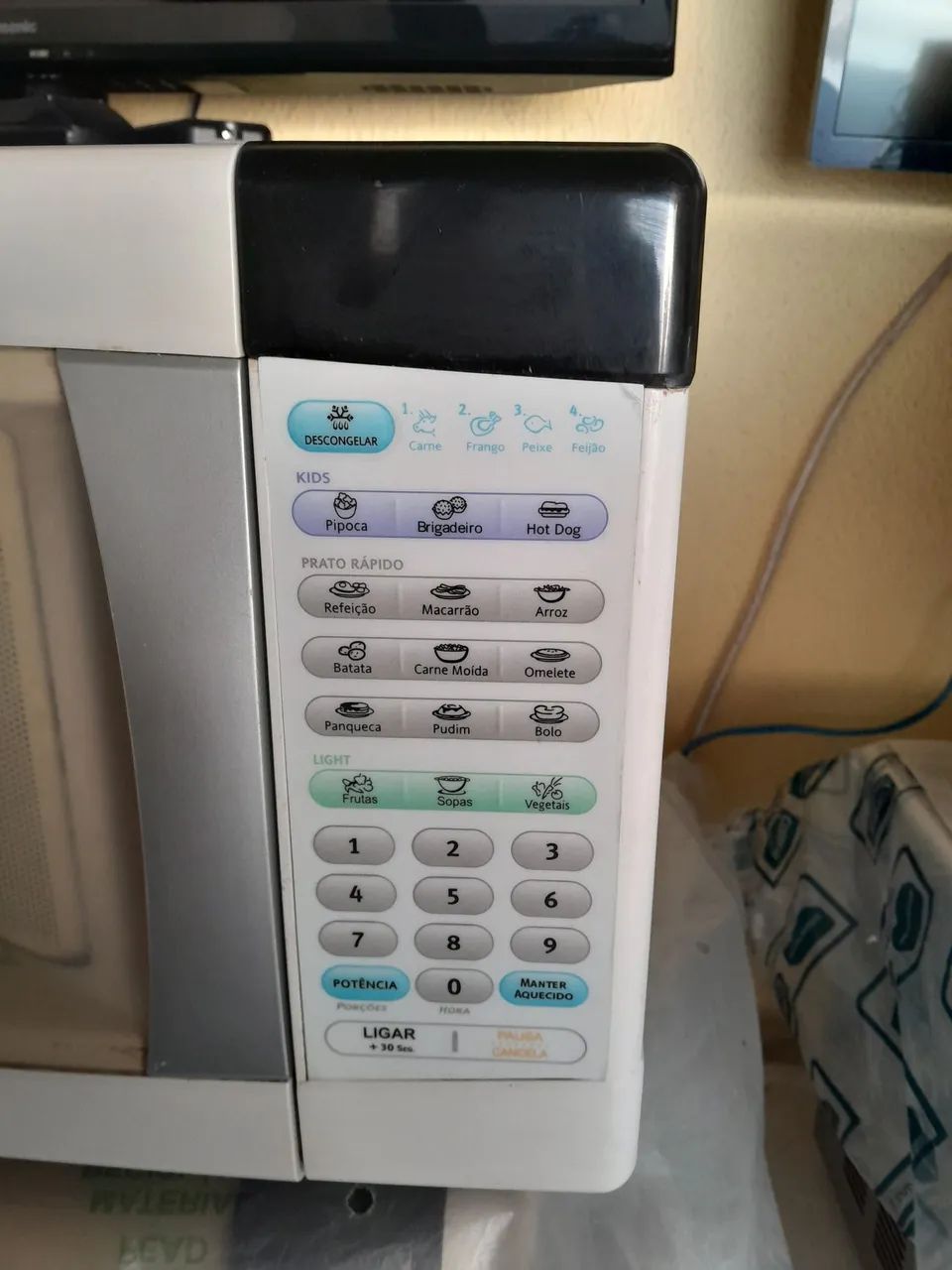 Microondas Electrolux 31 litros - Foto 3