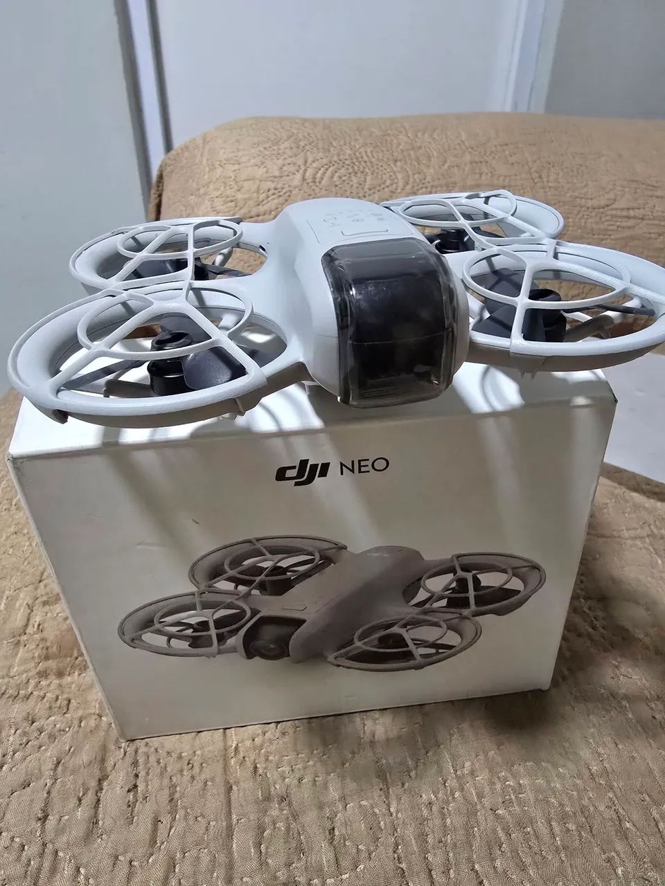 Drone dji neo standard sem controle 