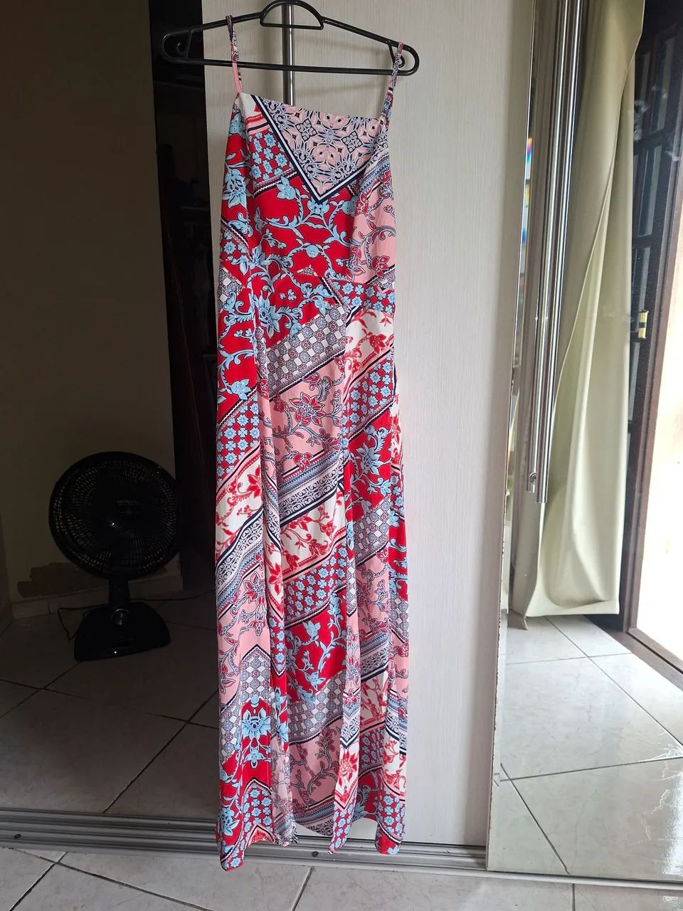 Kit 5 vestidos tamanho M  - Foto 3