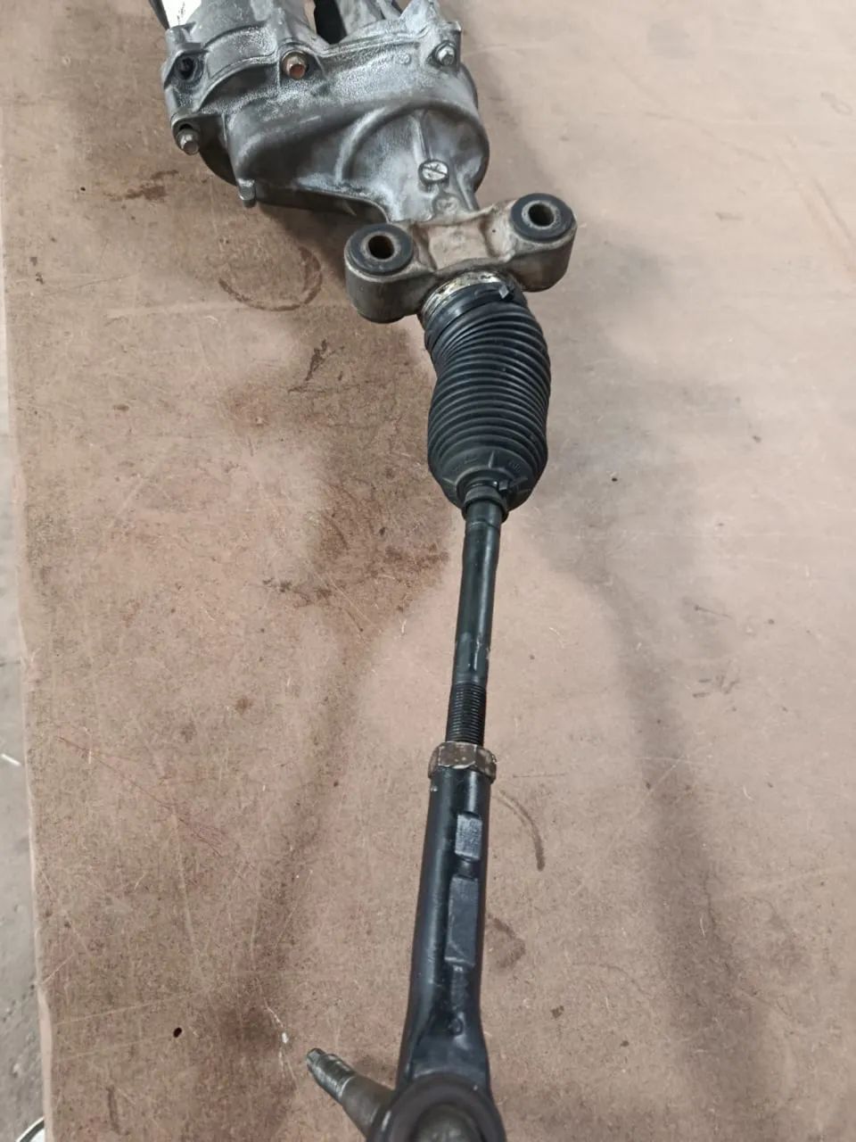 Caixa direção elétrica Camaro 2013 com defeito - Foto 3