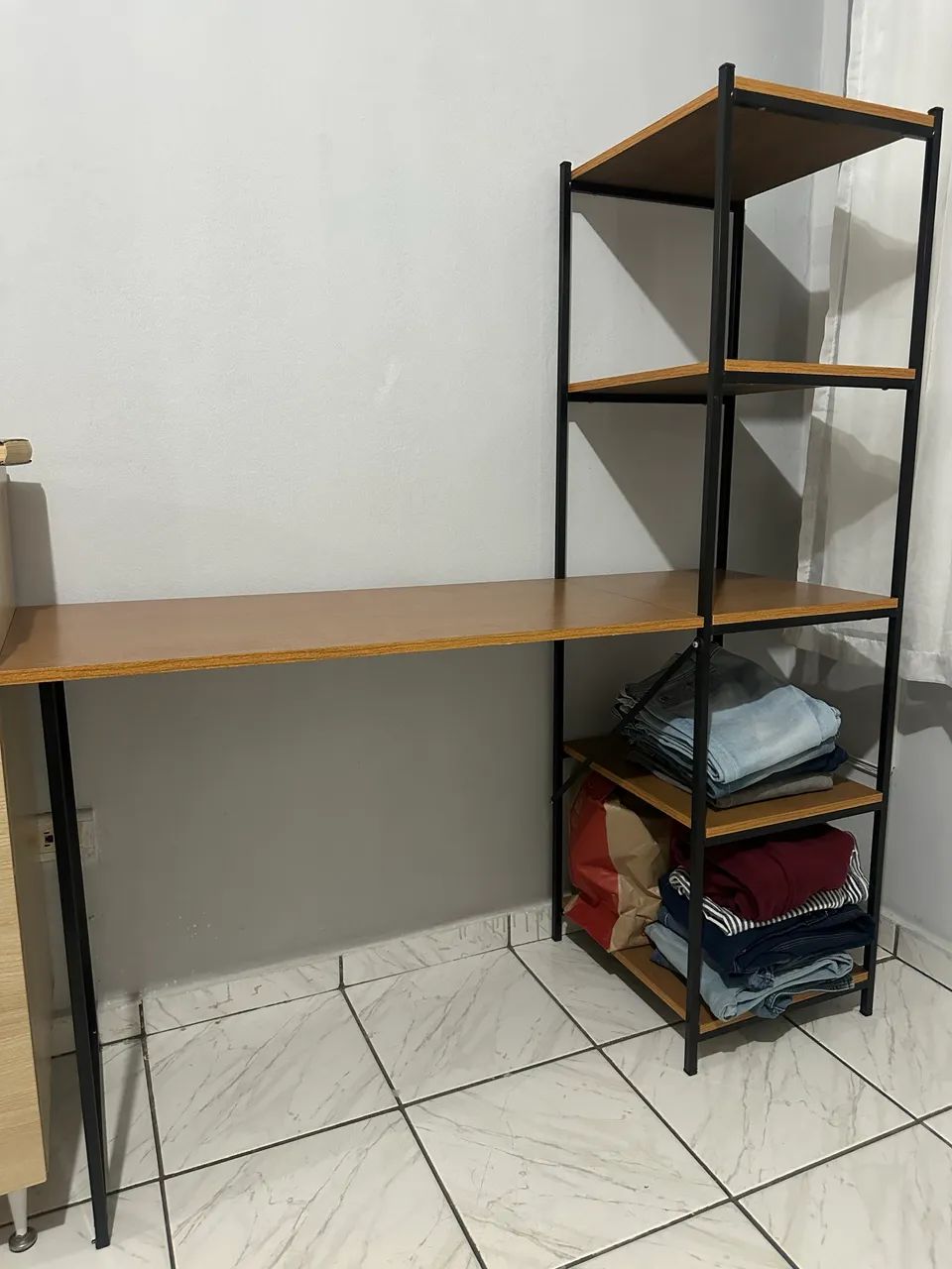 Mesa escrivaninha 
