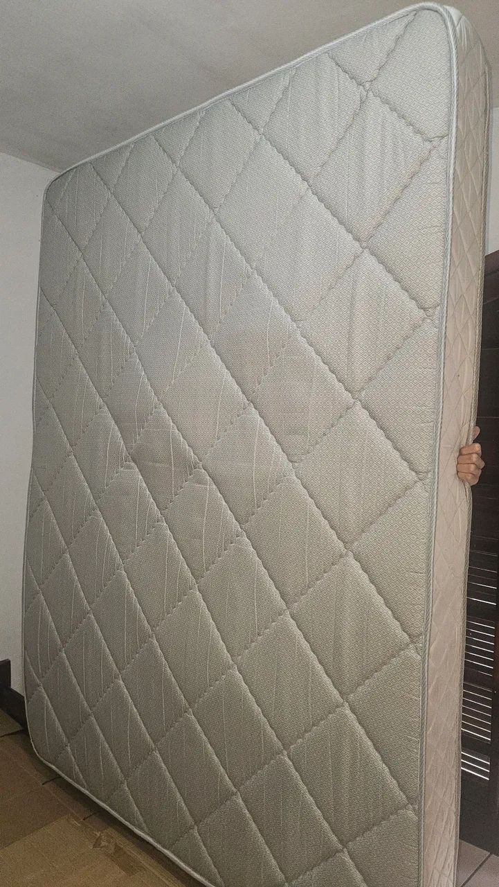 Colchão de casal 