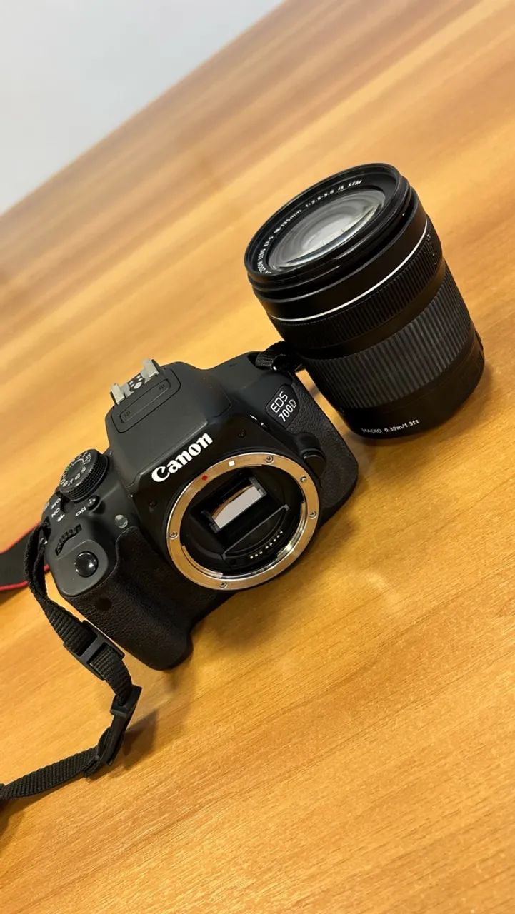 Câmera Canon EOS 700D - Foto 3