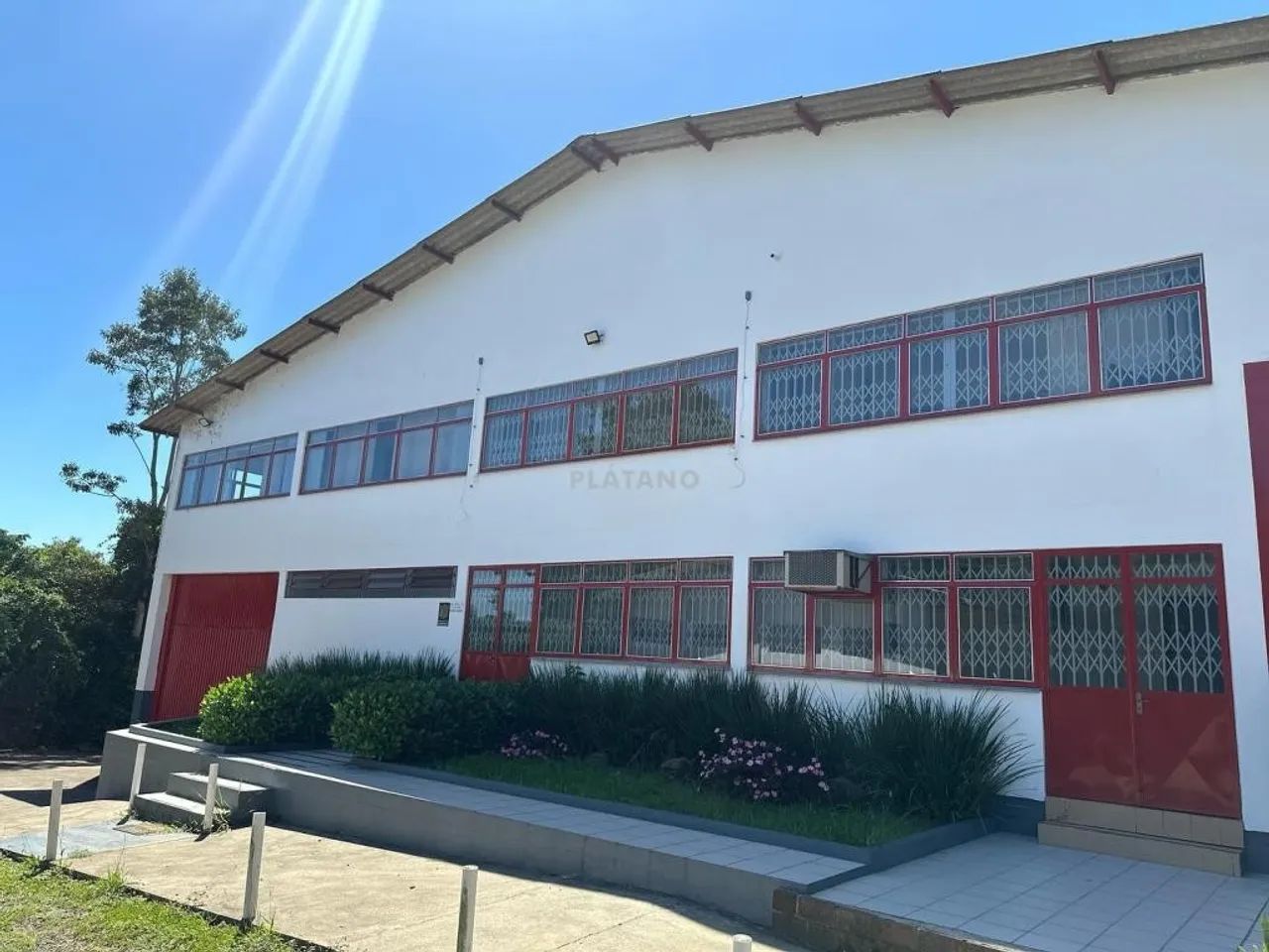 PAVILHÃO / PRÉDIO, 1585M² ÁREA PRIVATIVA À VENDA E LOCAÇÃO EM CENTRO