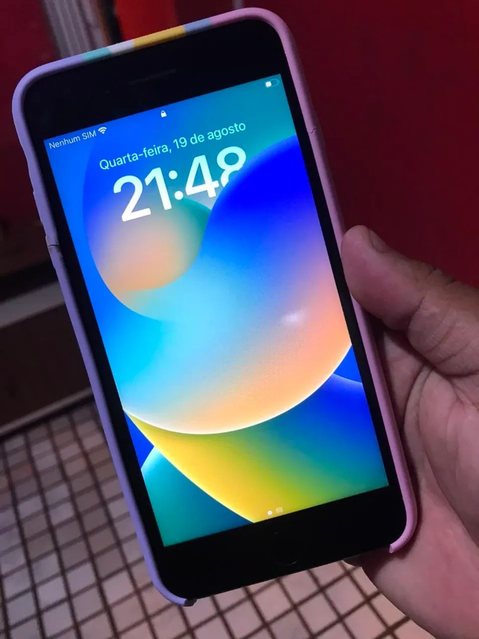 Vendo ou troco iPhone 8 plus ele e 64 giga - Foto 4