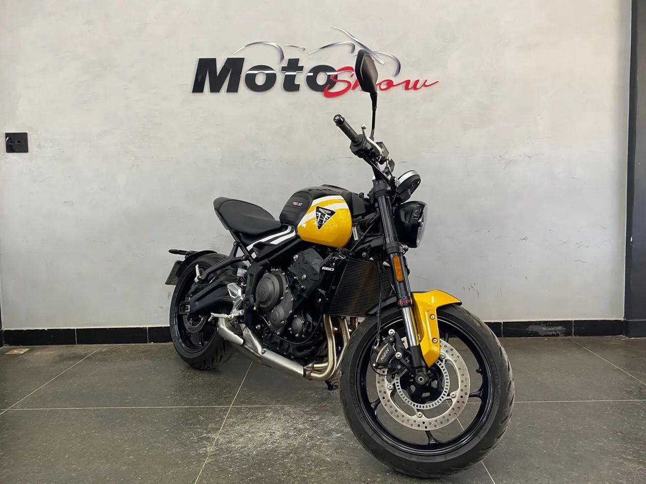 Triumph TRIDENT 660 - Foto 4