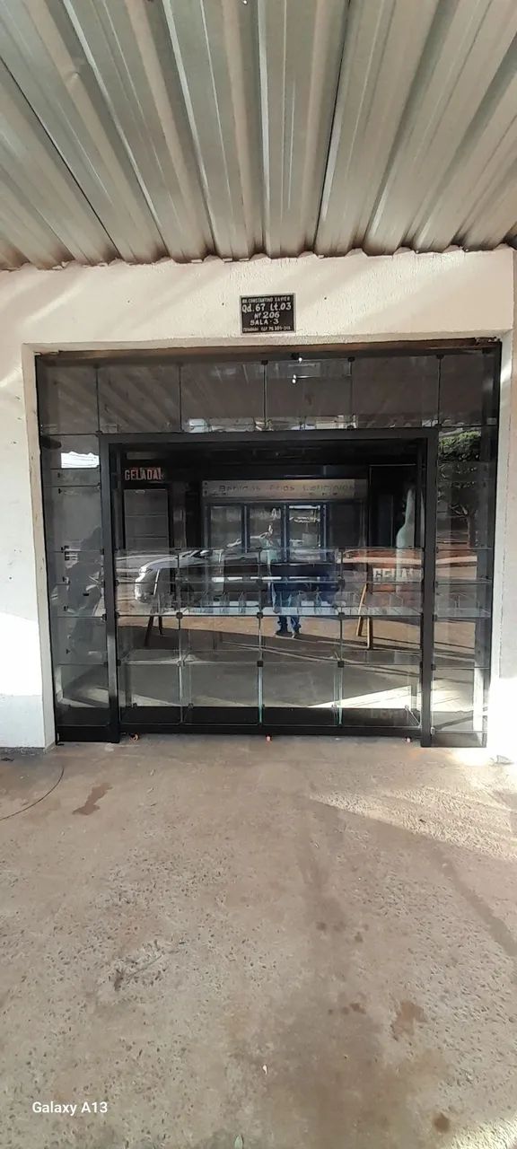 Vendemos: prateleiras, balcões, gôndolas, vitrines e baleiros de vidro temperado 4mm  - Foto 4