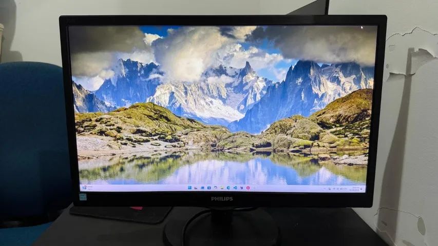 Kit 2 Monitores Full HD Acer 24 e Philips 22 Polegadas - Foto 2