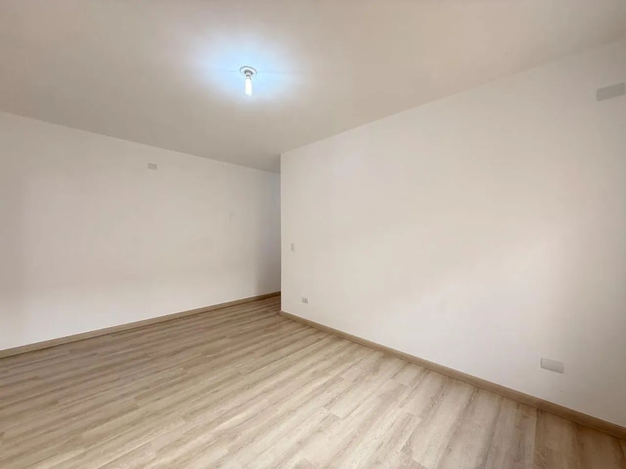 Casa à venda em Maringá, Jardim Verônica, com 3 quartos, com 149.6 m² - Foto 4