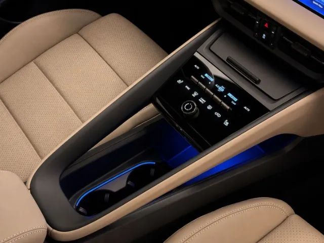 Porsche Macan Turbo (elétrico) 2025 - Foto 4