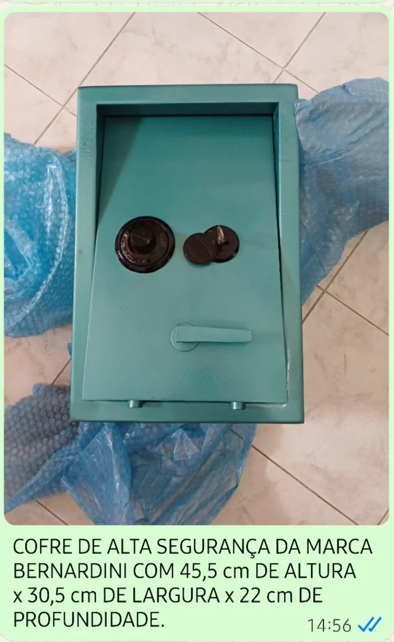 PEÇA PARA COLECIONADOR - COFRE *VINTAGE* DE ALTA SEGURANÇA DA MARCA BERNARDINI.
