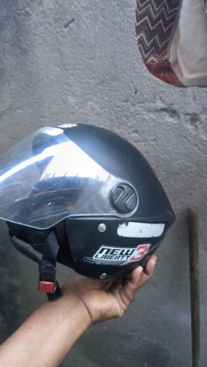 Capacete semi-novo  - Foto 2