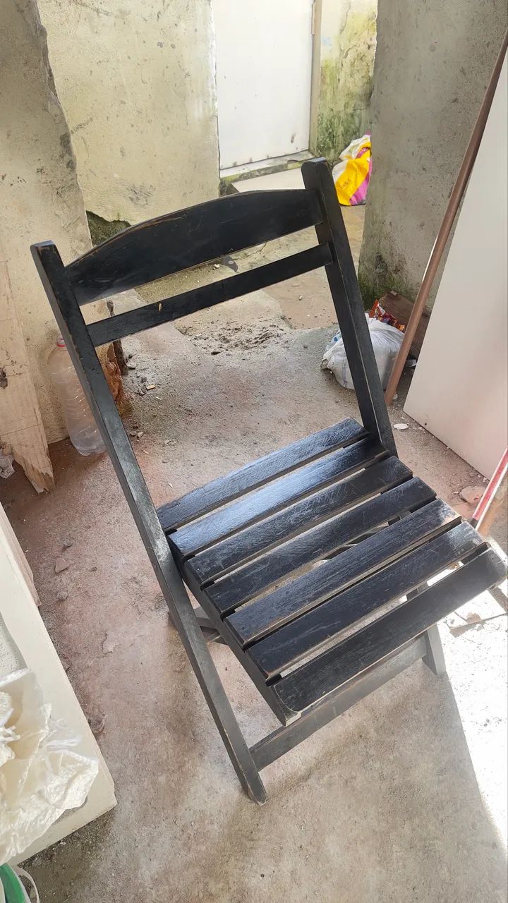 Móveis jogo de cadeira e mesa - Foto 2