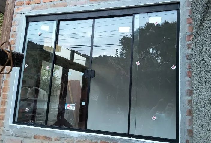 Vidros Temperados ! Janelas ,Portas ,Fechamento de Sacada e Box de Banheiro . - Foto 5
