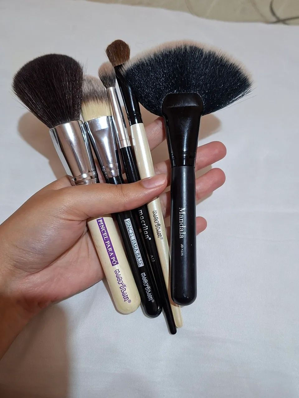 Pincéis para maquiagem + tiara