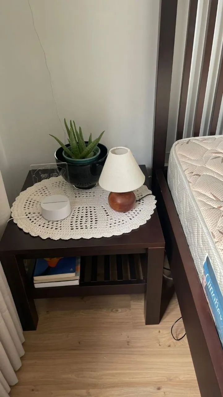 Vendo cama queen, colchão e cômoda  - Foto 2