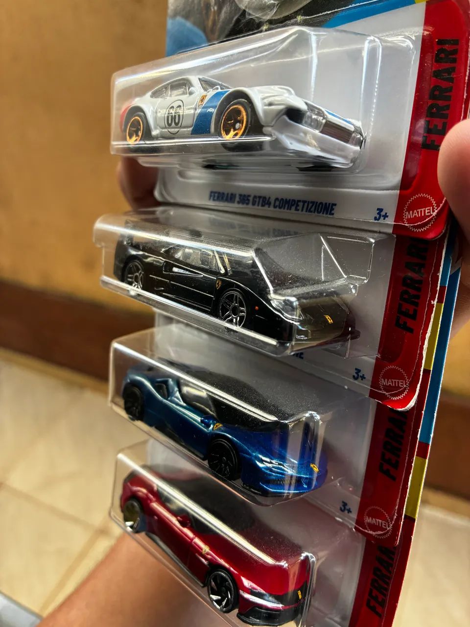 Kit Hot Wheels Ferrari - Foto 5