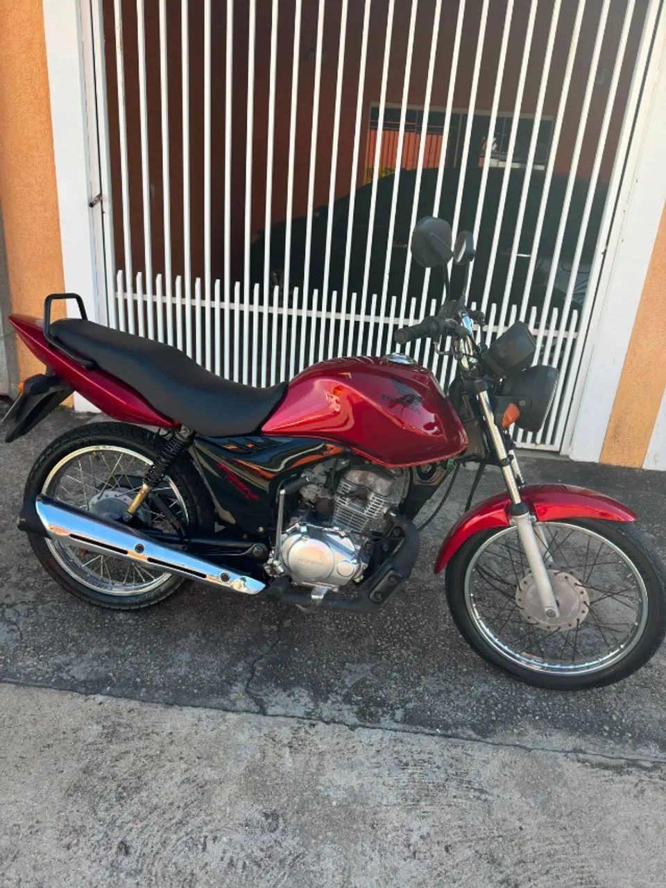 CG Titan 125 CC Ks 2011  - Foto 4