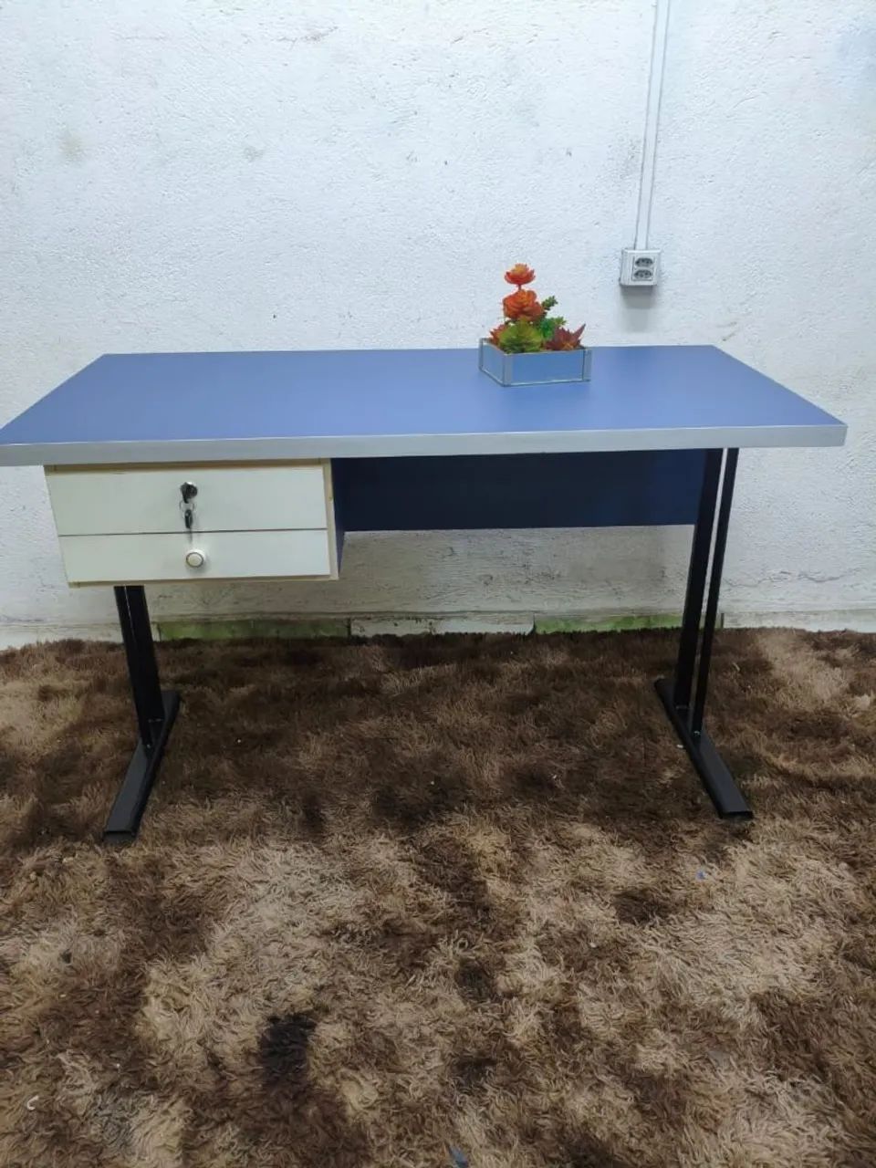 Mesa Usada Azul - Com Gaveta  - Foto 5