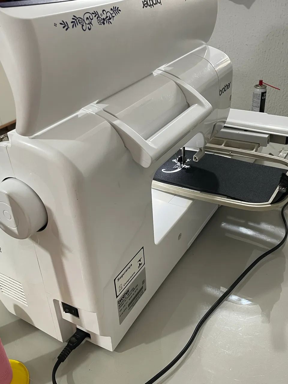 Bordadeira eletrônica doméstica  - Foto 3