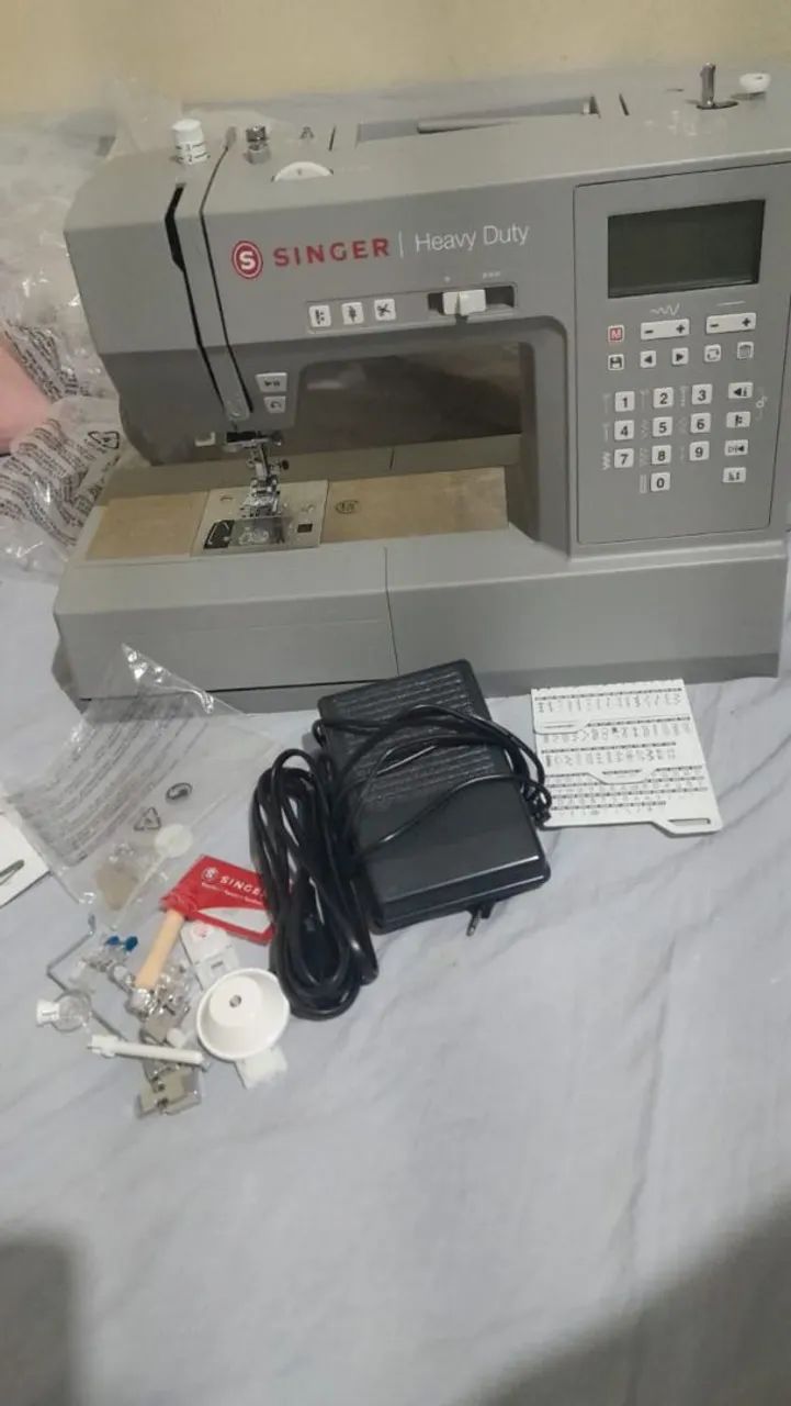 Maquina de costura singer duter 204l ,nunca usada - Foto 3