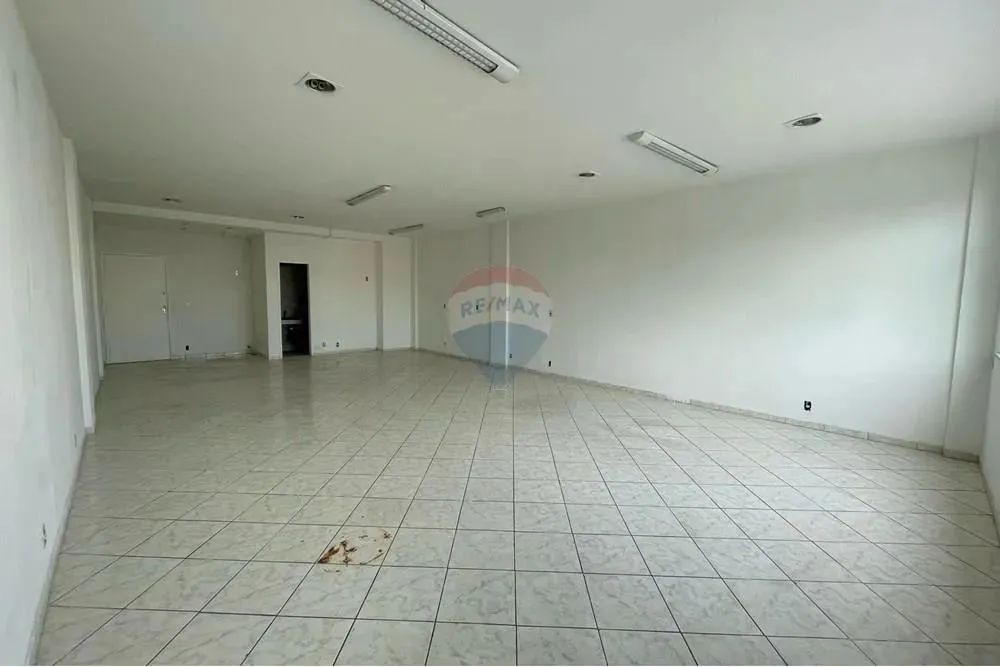 Sala Comercial Pronta com 60m² para locação por R$1.600,00 - Vila da Penha -RJ - Foto 5