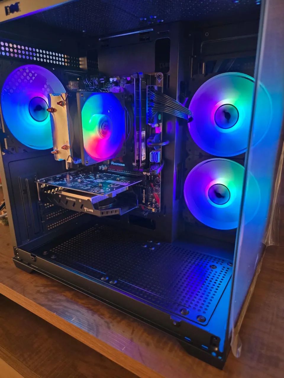 PC Gamer i5 + RX 560 4GB | 16GB RAM | SSD | RGB | Wi-Fi - Foto 2