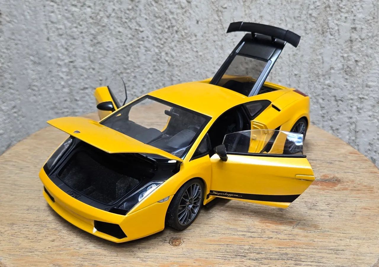 Lamborghini Gallardo LP570-4 Auto Art 1/18 - Hobbies e coleções