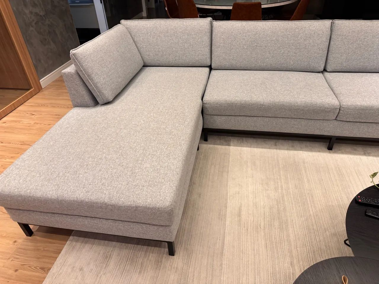 Sofá com Chaise - Foto 5