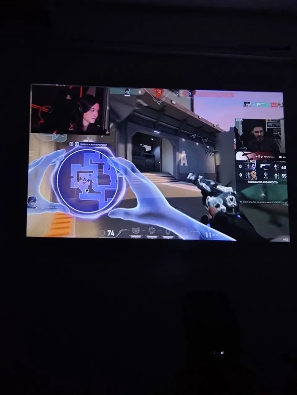 Projetor + Fire Stick TV = SmarTV Portátil  - Foto 5