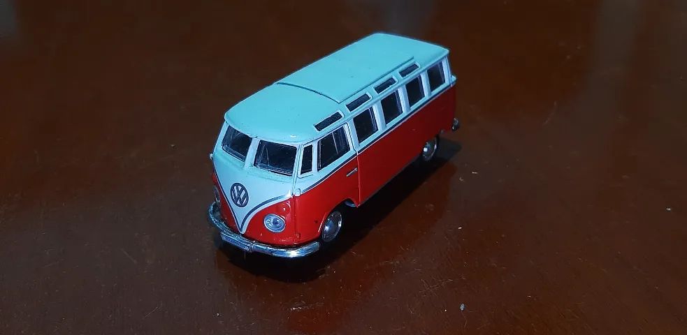 Miniatura de Kombi - Maisto
