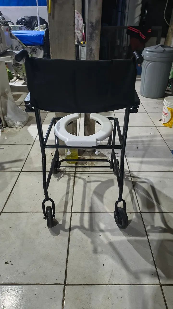 CADEIRA DE BANHO HIGIÊNICA  - Foto 3