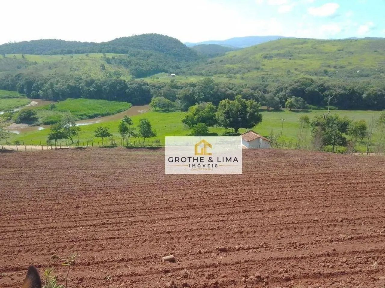 Fazenda à venda, 210000 m² por R$ 2.200.000,00 - Cachoeira Grande - Lagoinha/SP