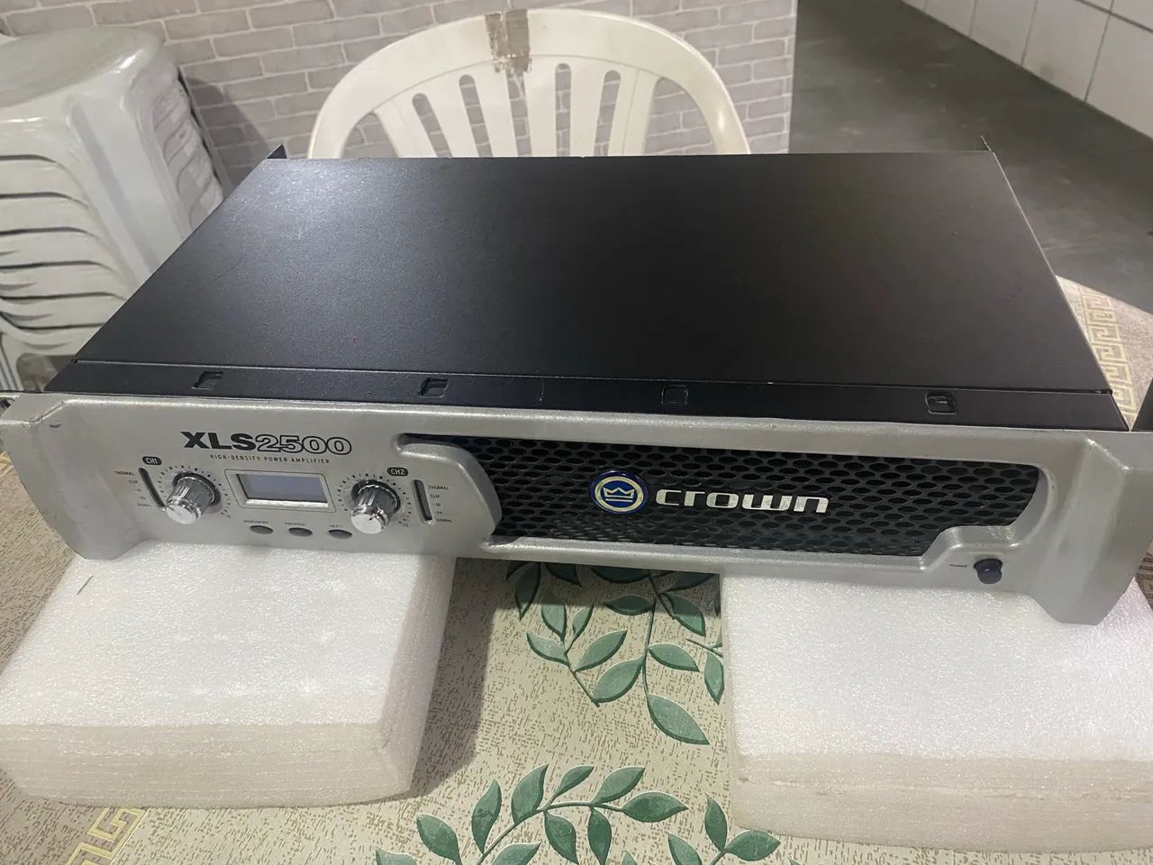 AMPLIFICADOR CROWN XLS 2500