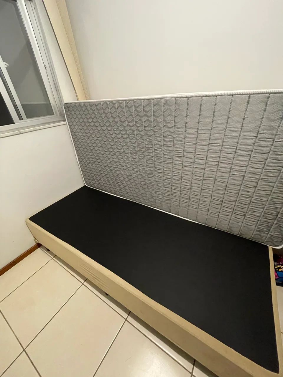 Cama box solteiro D33 novinha!! - Foto 5