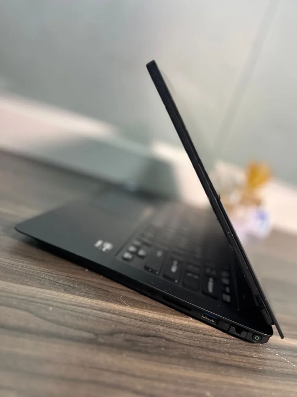 Notebook Sony vaio É NA I9 TECNOLOGIA  - Foto 2