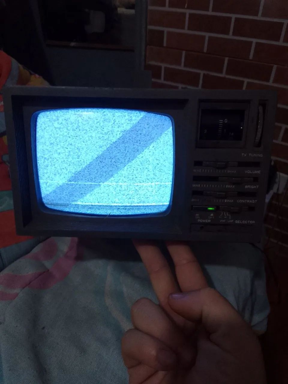 Tv deluxe com radio am e fm