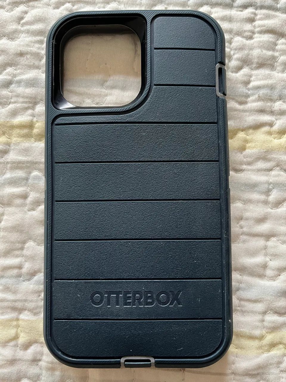 Capa Otterbox IPhone 13 Pro Max - Foto 2