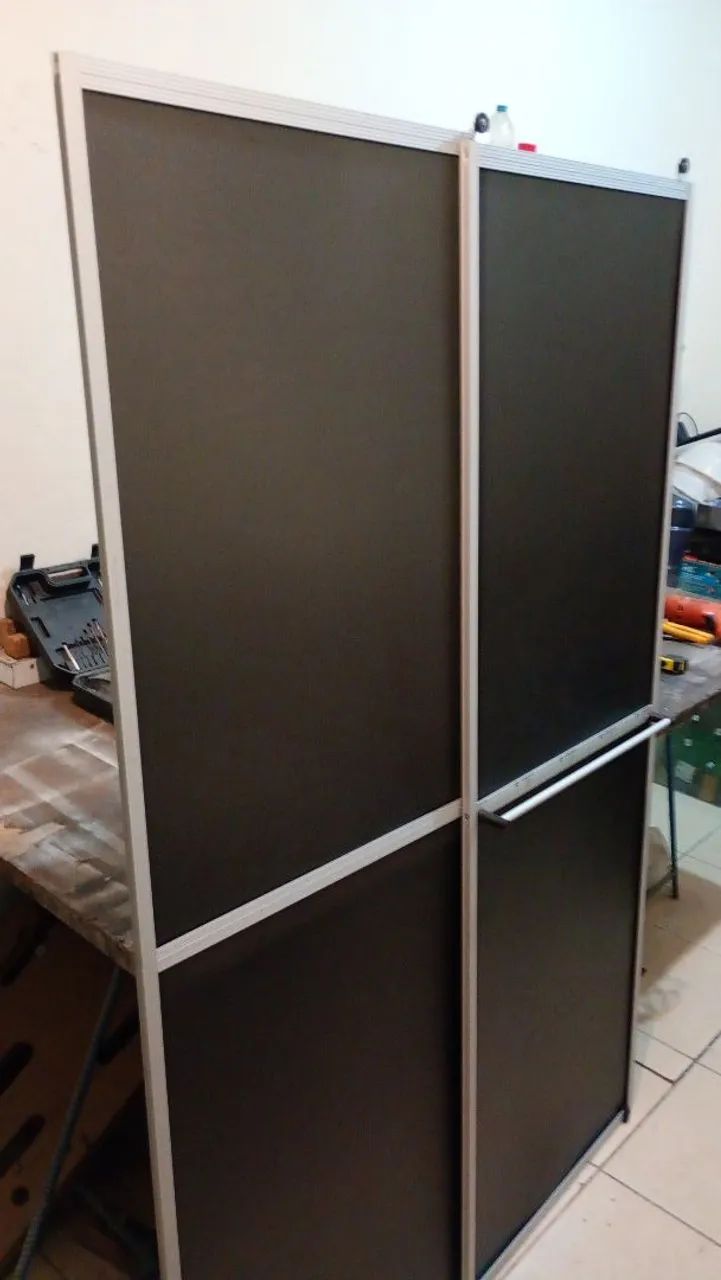Box em acrílico ou fechamento de pia