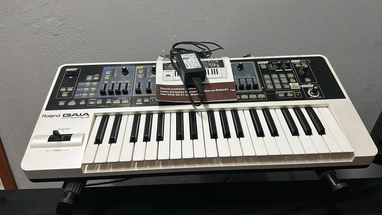 Roland Gaia SH 01 - Instrumentos musicais - Parque Santana