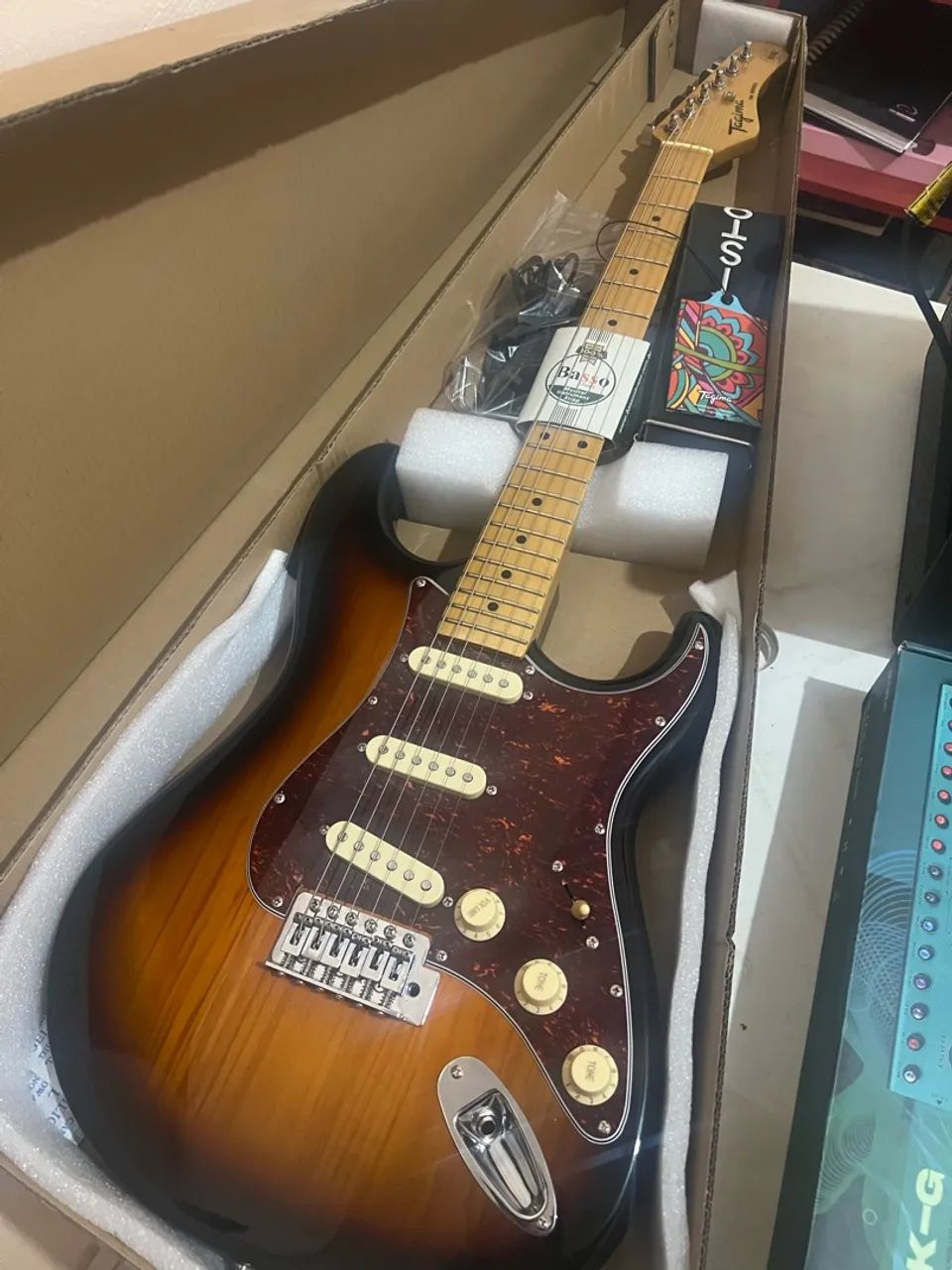 Guitarra tagima 530 - Foto 3