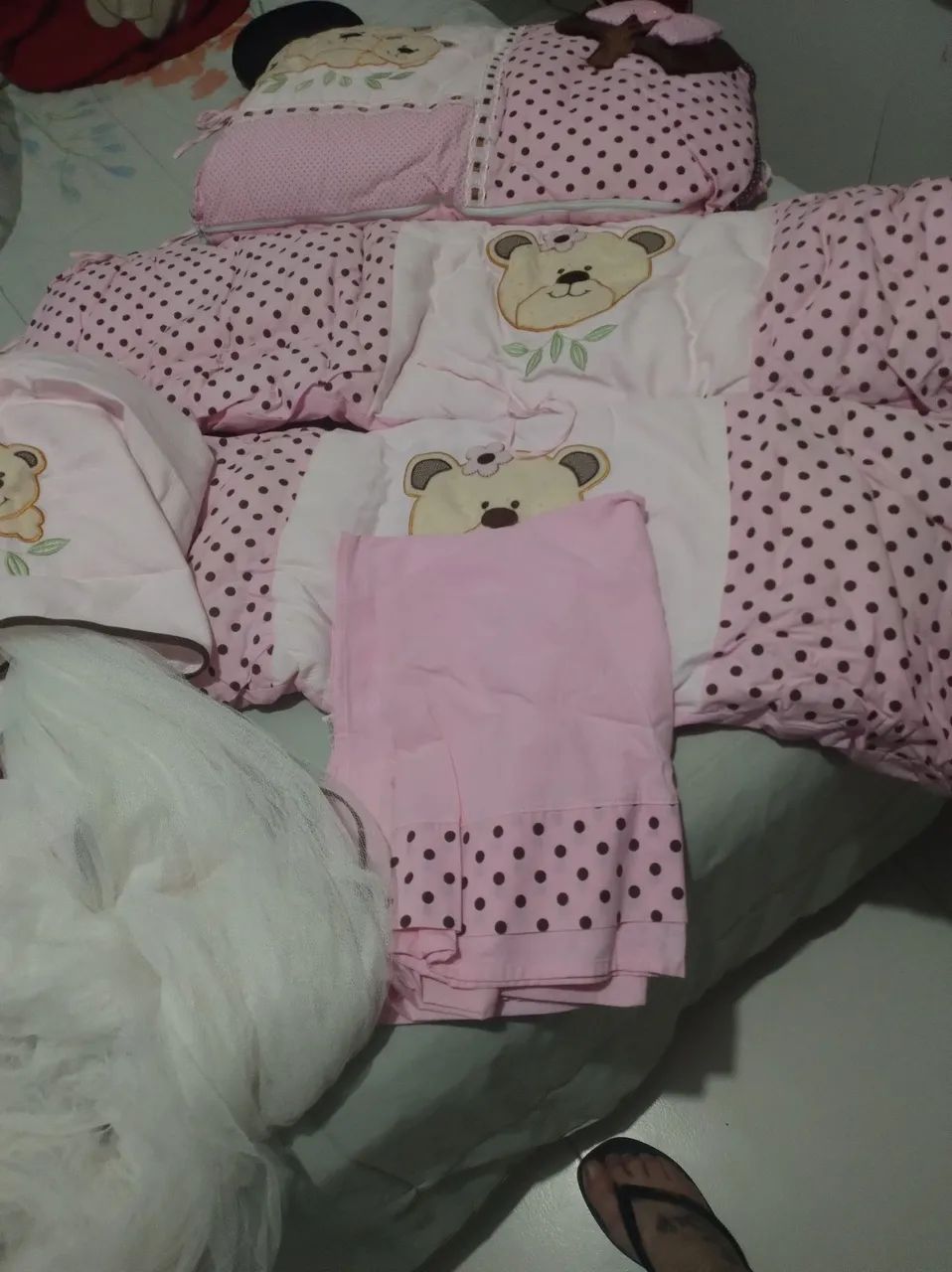 Vendo kit de berço menina 