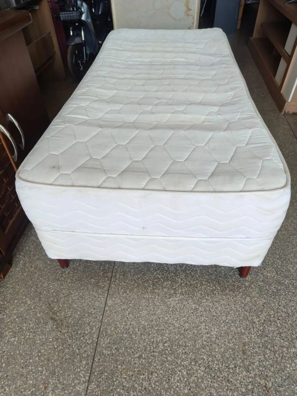 Cama box solteiro com colchão de molas conjugada ((ENTREGO GRATIS)) - Foto 4