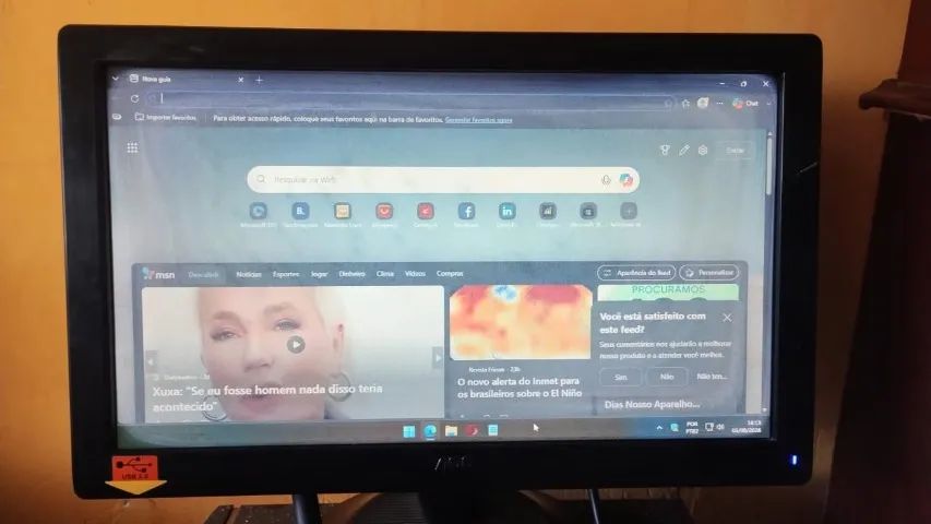 Monitor AOC 936Swa