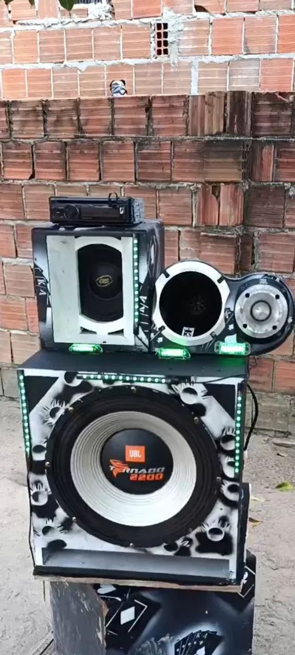 Som automotivo completo 