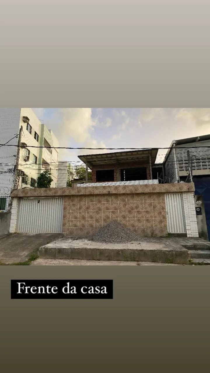 Casa com primeiro andar