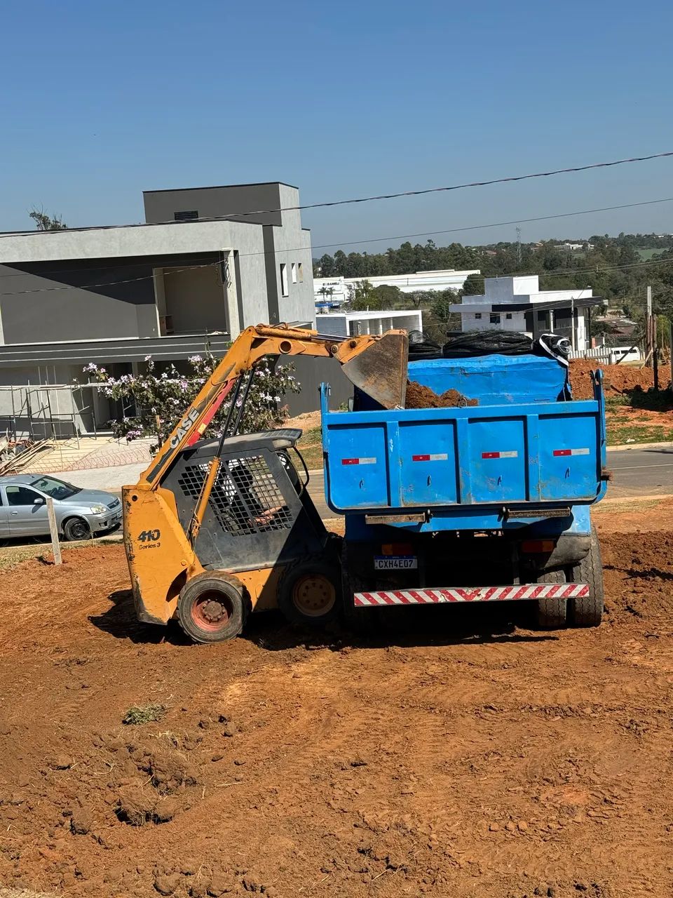 Serviços de terraplanagem/ Tel * - Foto 2
