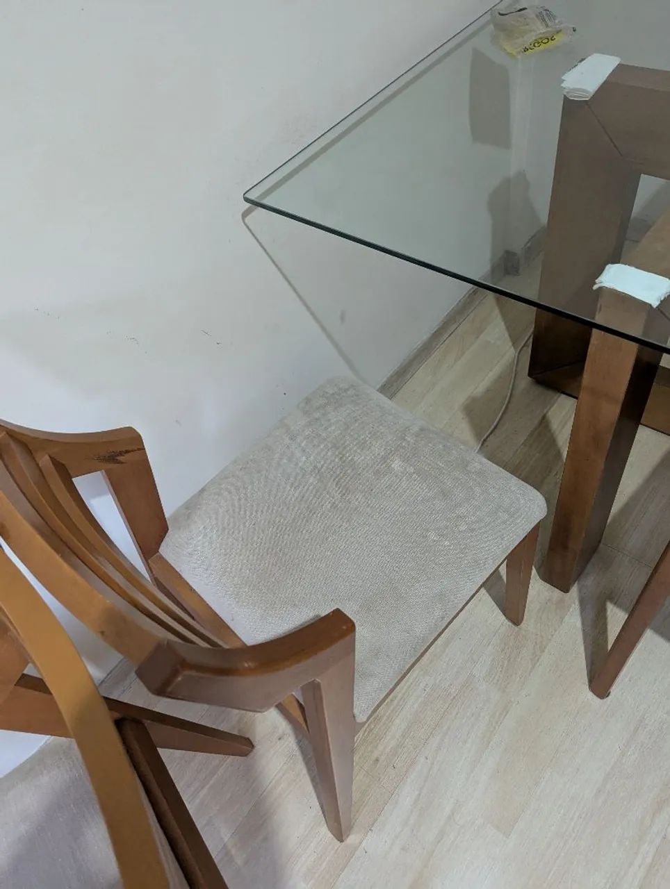 Mesa com quatro cadeiras  - Foto 6