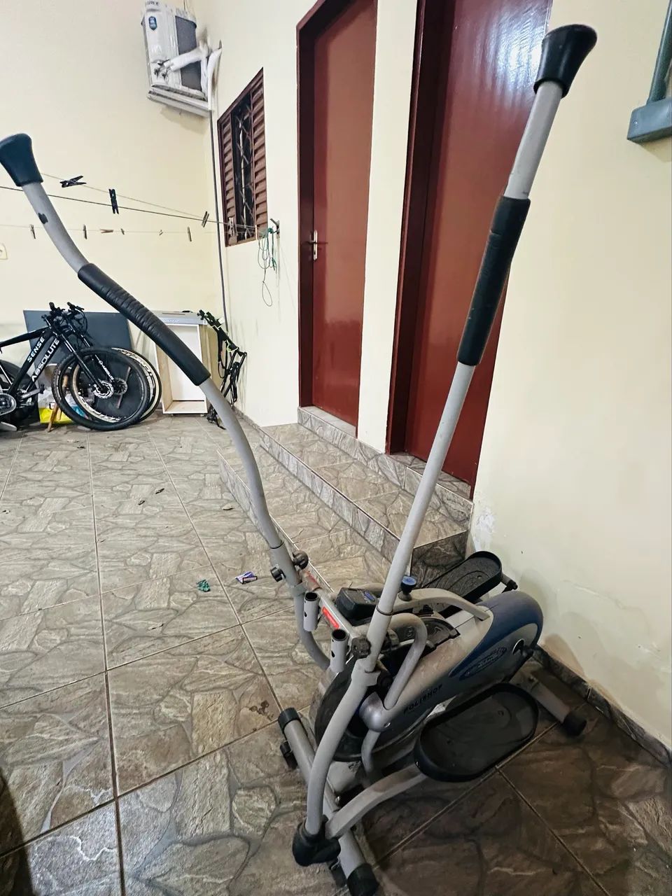 Aparelho Elíptico ? Polishop | BEM CONSERVADO - Foto 3