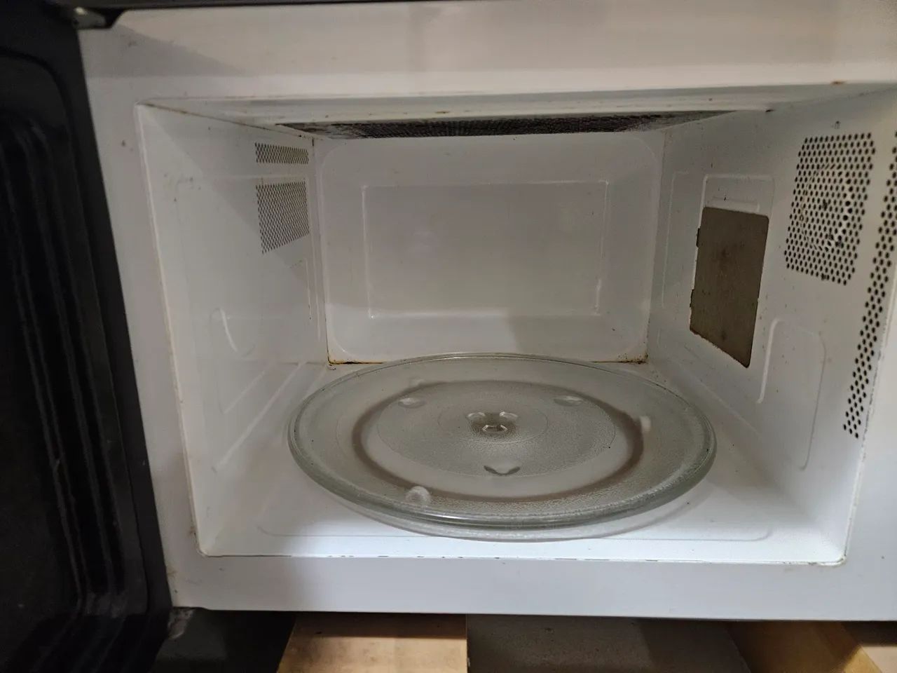 Microondas Eletrolux 20L - Foto 2